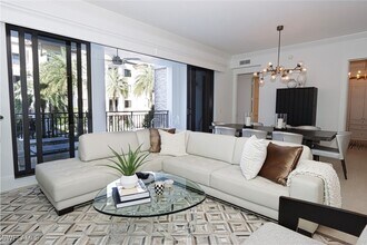 1030 3rd Ave S in Naples, FL - Building Photo - Building Photo