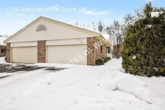 1176 Amberwood W Dr SW in Byron Center, MI - Building Photo - Building Photo