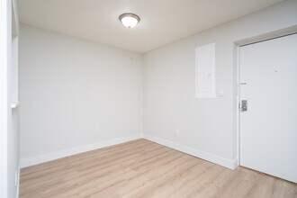163 Summer St, Unit 34 in Somerville, MA - Building Photo - Building Photo