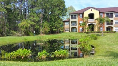 814 Crest Pines Dr in Orlando, FL - Building Photo - Building Photo