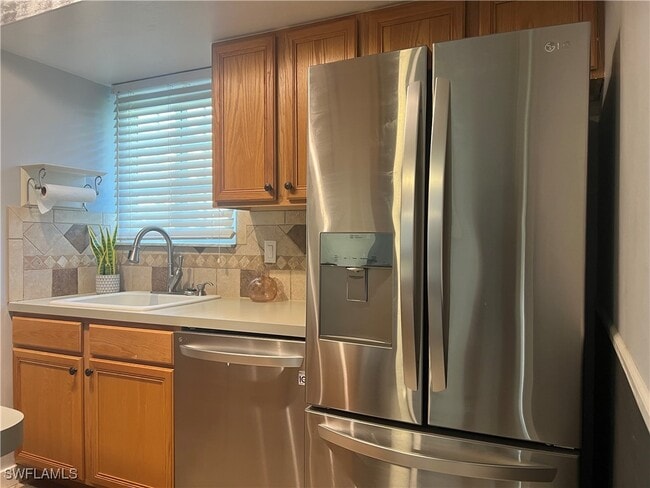 property at 3372 Alouette Cir