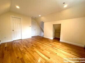 10 Selkirk Rd, Unit 4 in Boston, MA - Building Photo - Building Photo