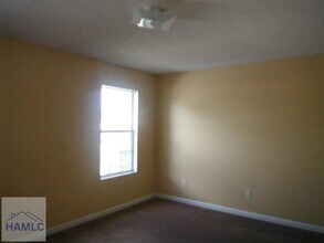 1100-8A Pineland Ave in Hinesville, GA - Foto de edificio - Building Photo