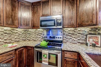 13676 Barren Springs Ct in Centreville, VA - Building Photo - Building Photo