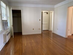 1584 Jefferson Ave in New Orleans, LA - Building Photo - Building Photo