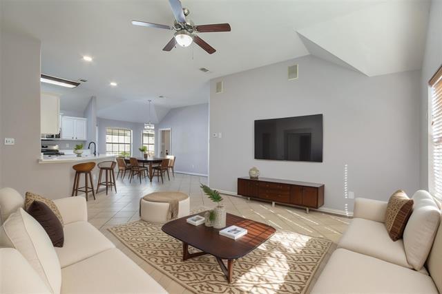 1610 N Nelson St in McKinney, TX - Foto de edificio - Building Photo