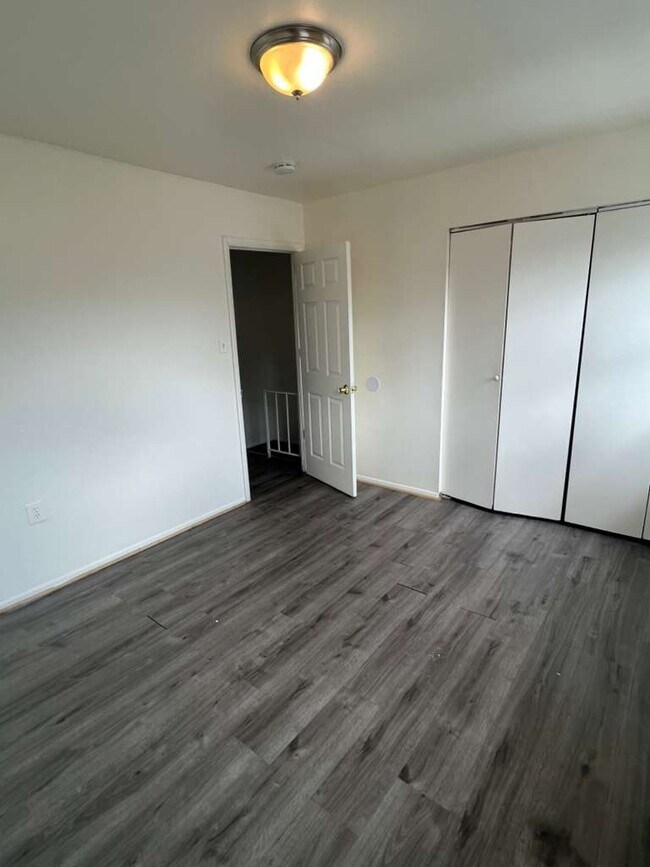 8202 Tomlinson Ct in Severn, MD - Building Photo - Building Photo