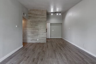 APEX Modern Living in Austin, TX - Foto de edificio - Interior Photo