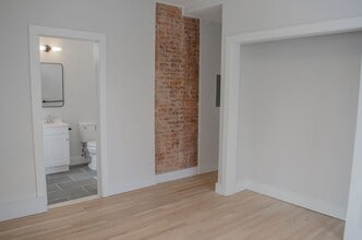 324-326 Washington Ave in Kingston, NY - Building Photo - Building Photo
