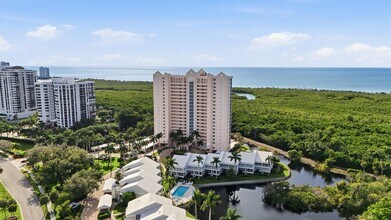 6101 Pelican Bay Blvd in Naples, FL - Building Photo - Building Photo
