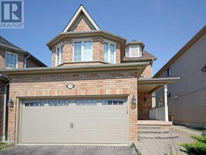 717 Salinger Ct in Mississauga, ON - Building Photo - Building Photo