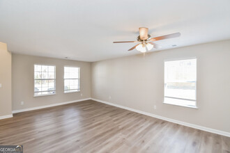 7390 Amhurst Terrace in College Park, GA - Building Photo - Building Photo
