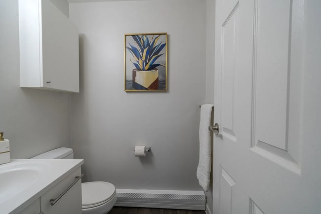 2 Chestnut W in Randolph, MA - Building Photo - Building Photo