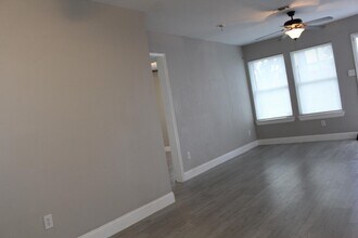 5305 Southlea St in Houston, TX - Building Photo - Building Photo