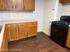 2031 Delaware St in Dunmore, PA - Building Photo - Building Photo