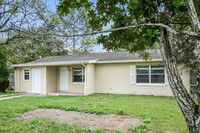 135 Tulpan Dr in Kissimmee, FL - Building Photo - Building Photo