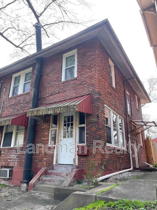 property at 217 Connecticut Ave