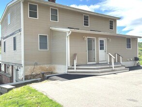 1100 N High St in East Haven, CT - Building Photo - Building Photo