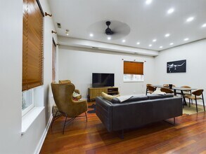 1501 W Ohio St in Chicago, IL - Building Photo - Building Photo