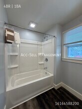 745 7th St NW in Grand Rapids, MI - Building Photo - Building Photo