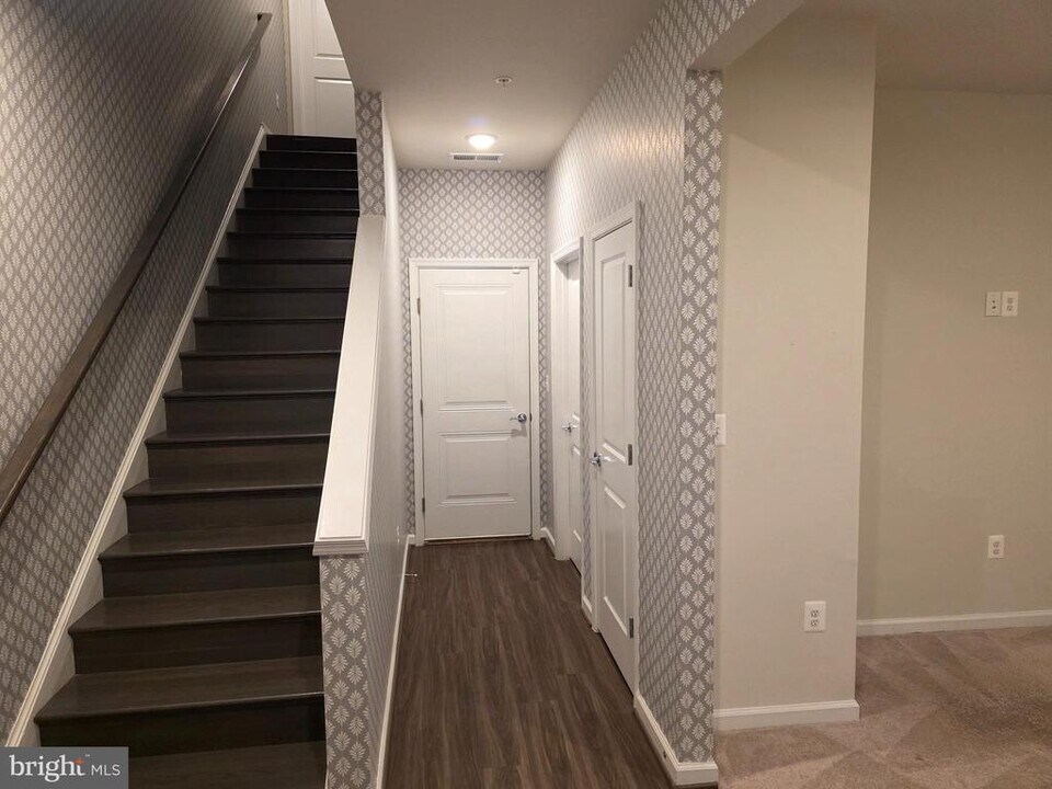 311 Ibis Ct in Laurel, MD - Building Photo