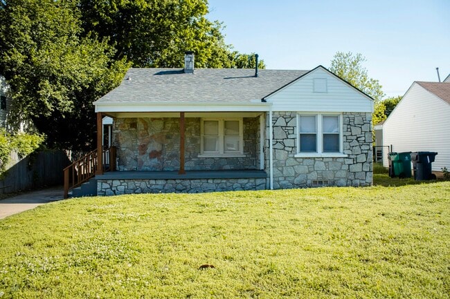 2420 NE 25th St in Oklahoma City, OK - Building Photo - Building Photo