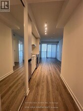 195 Commerce St in Vaughan, ON - Building Photo - Building Photo