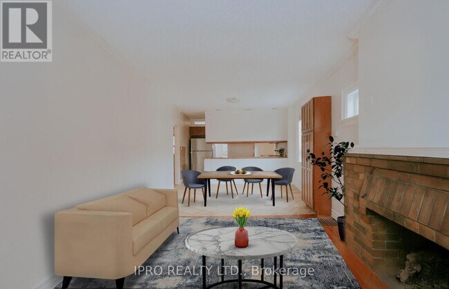 183 Livingstone Ave in Toronto, ON - Building Photo - Building Photo