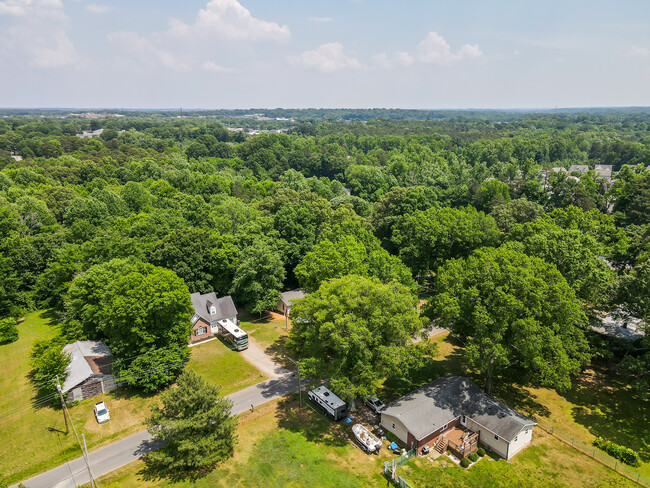 324 Belvedere Dr NW in Concord, NC - Building Photo - Building Photo