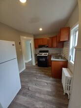 2527 Edgmont Ave, Unit UNIT D1-D2 in Parkside, PA - Foto de edificio - Building Photo