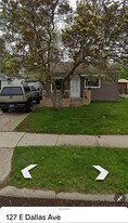 127 E Dallas Ave in Madison Heights, MI - Building Photo