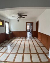 296 DeMott Ave in Clifton, NJ - Building Photo - Building Photo