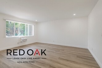 3815 Baldwin Ave in El Monte, CA - Foto de edificio - Building Photo