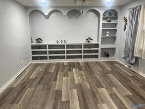 409 Cumberland Dr SE in Huntsville, AL - Foto de edificio - Building Photo