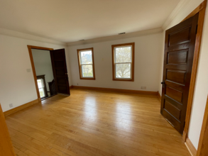 50 Bluff Ave-Unit -2nd floor in La Grange, IL - Building Photo - Building Photo