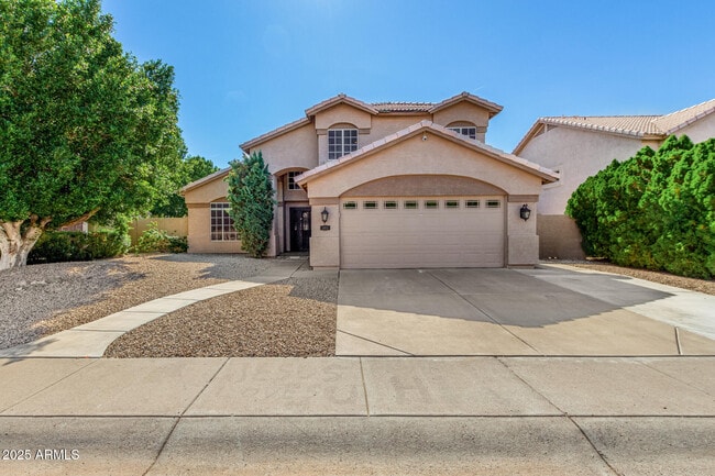 property at 3013 E Bighorn Ave