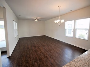 222 Dogwood Cir in Savannah, GA - Foto de edificio - Building Photo