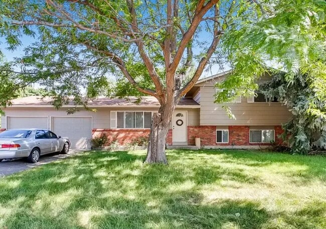 property at 400 W Swallow Rd