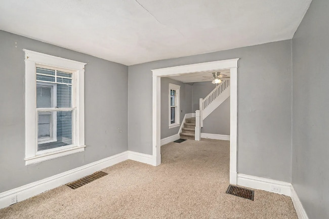 823 Oakland Dr in Kalamazoo, MI - Building Photo - Building Photo