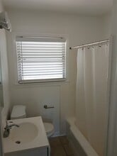 10330 S Oswego St in Houston, TX - Building Photo - Building Photo