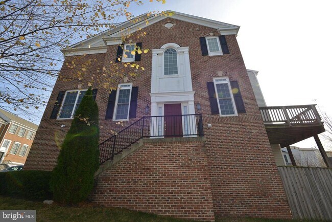 9272 Laurel Ridge Crossing Rd in Lorton, VA - Building Photo - Building Photo