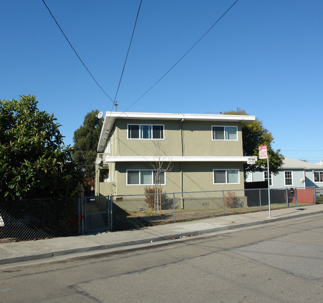 425 Wilson Ave in Richmond, CA - Building Photo - Building Photo