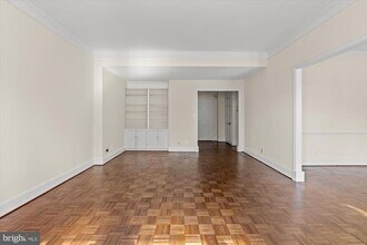 8101 Connecticut Ave in Chevy Chase, MD - Building Photo - Building Photo