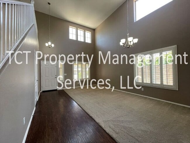 2424 W St Kateri Dr in Phoenix, AZ - Building Photo - Building Photo