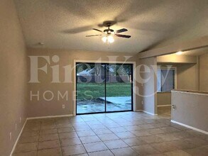 7840 Anbury Ct in Orlando, FL - Foto de edificio - Building Photo