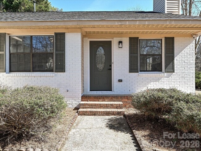 6455 Tivoli Ct in Charlotte, NC - Building Photo - Building Photo