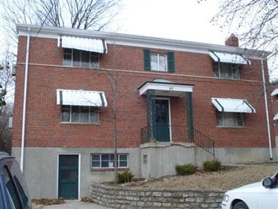 40 Requardt Ln in Fort Mitchell, KY - Foto de edificio