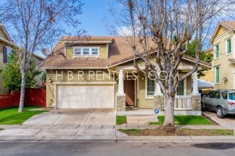 485 W Viento St in Mountain House, CA - Building Photo - Building Photo