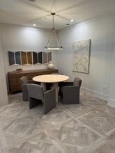 1800 Amberley Ct in Lake Forest, IL - Building Photo - Building Photo