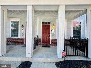 5715 Rosanna Pl in Ellicott City, MD - Building Photo - Building Photo